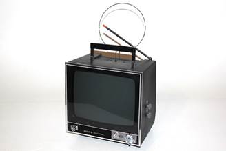 Une image contenant Appareils électroniques, Appareil électronique, télévision, Périphérique de sortie

Description générée automatiquement